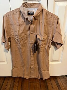 Hooey Men’s Short Sleeve Button-Down Shirt in Light Brown